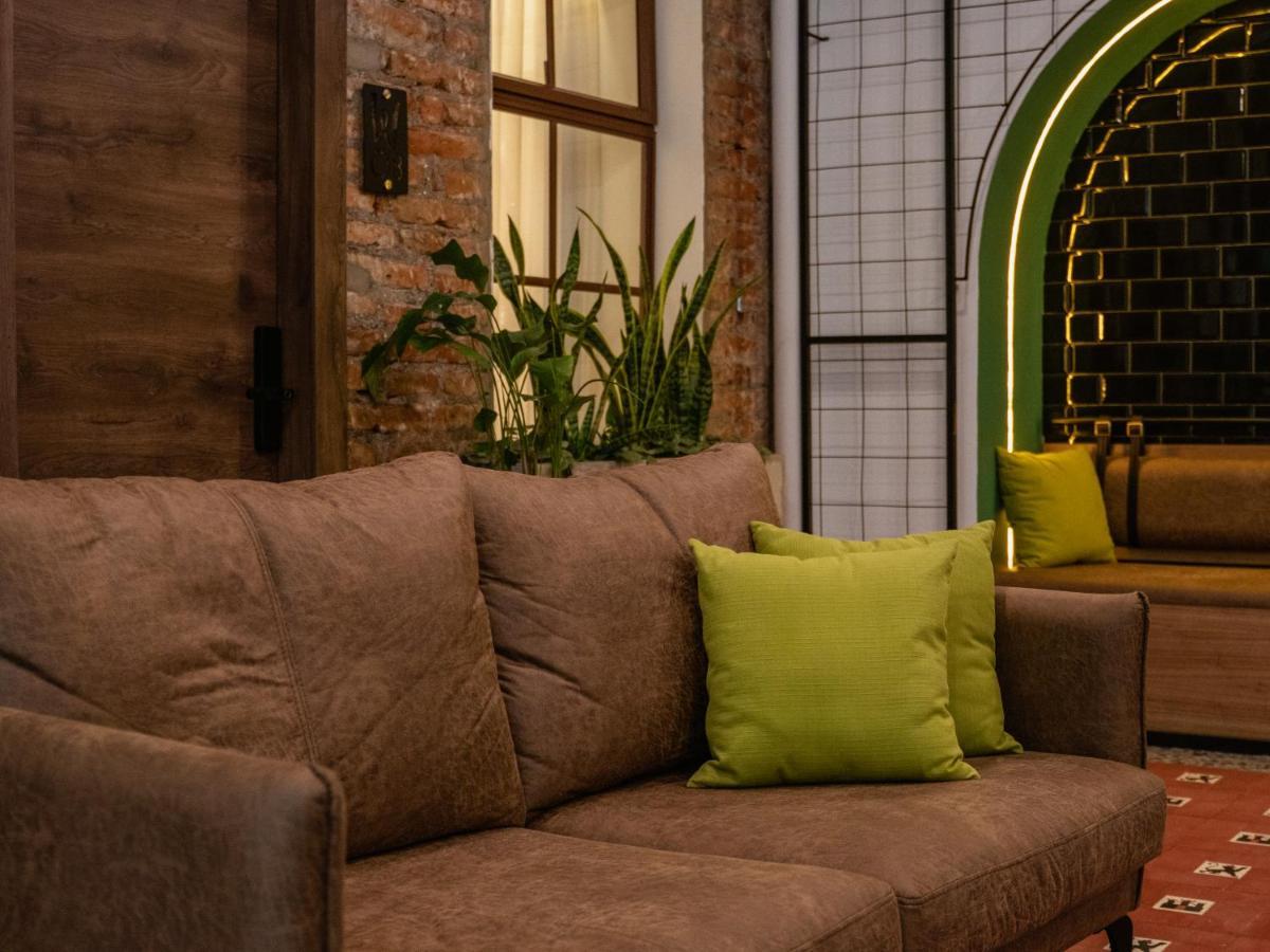 Wanderlot - Hotel Plaza Central Riobamba Kültér fotó